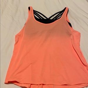 Athleta workout tank with built in bra L